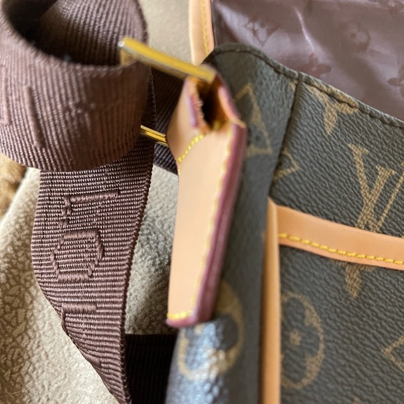 crossbody saddlebag - Picture 4 of 6